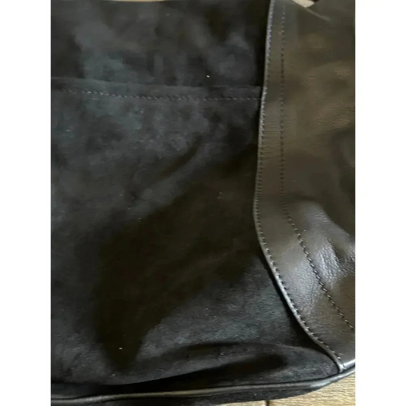 B. Makowsky Black Suede leather Pockets Big Shoulder Purse - Picture 7 of 10